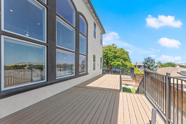 5247 Silver Peak Ln, Rocklin, CA 95765