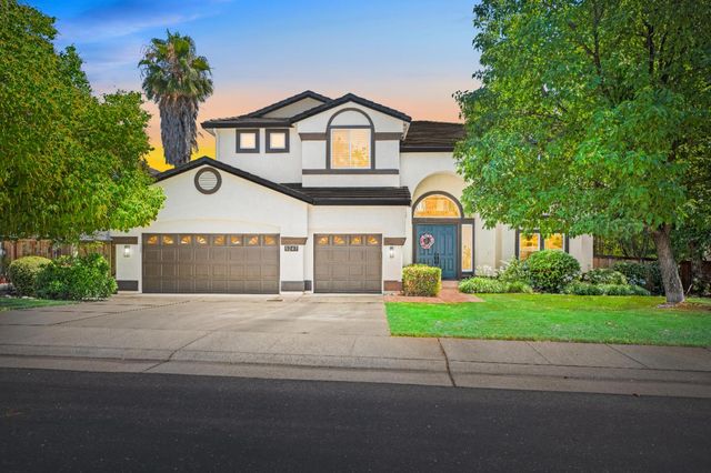 5247 Silver Peak Ln, Rocklin, CA 95765