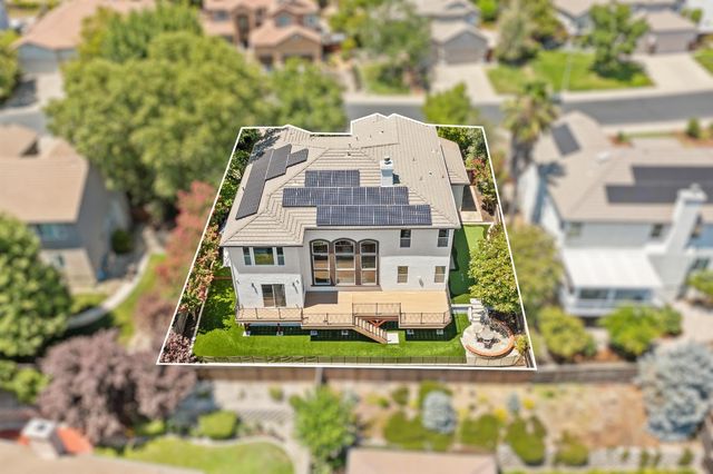 5247 Silver Peak Ln, Rocklin, CA 95765