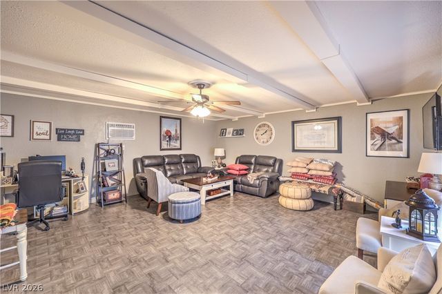 3352 Bridgeport Drive, Las Vegas, NV 89121
