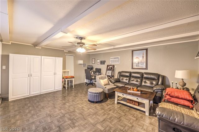3352 Bridgeport Drive, Las Vegas, NV 89121