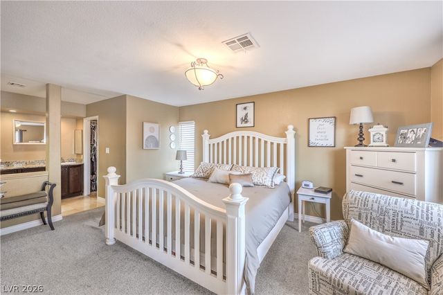 3352 Bridgeport Drive, Las Vegas, NV 89121