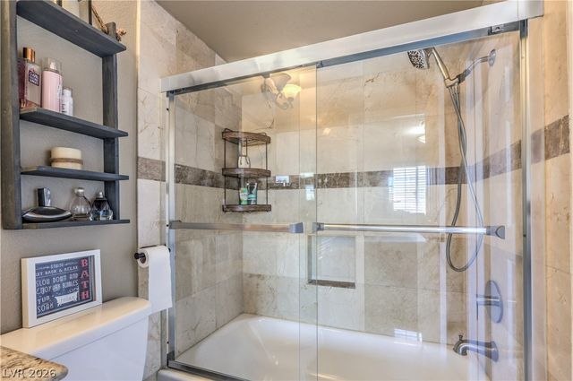 3352 Bridgeport Drive, Las Vegas, NV 89121