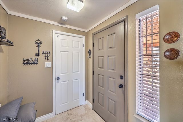 3352 Bridgeport Drive, Las Vegas, NV 89121