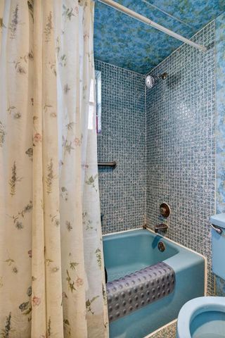 3050 Holiday Springs Boulevard 108, Margate, FL 33063