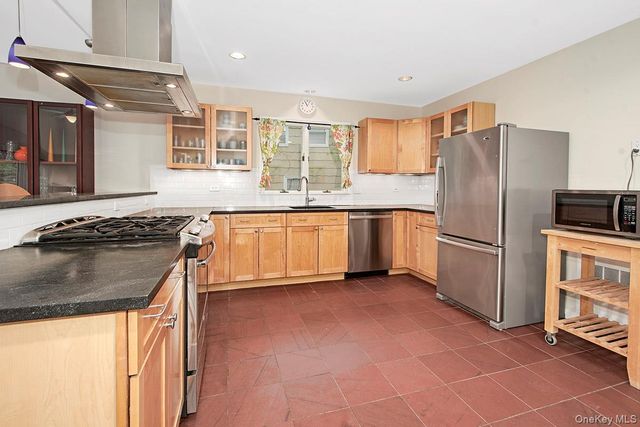 78 Lexington Drive, Croton-on-hudson, NY 10520