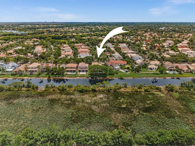1581 Winterberry Ln, Weston, FL 33327