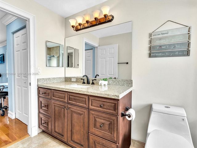 1581 Winterberry Ln, Weston, FL 33327