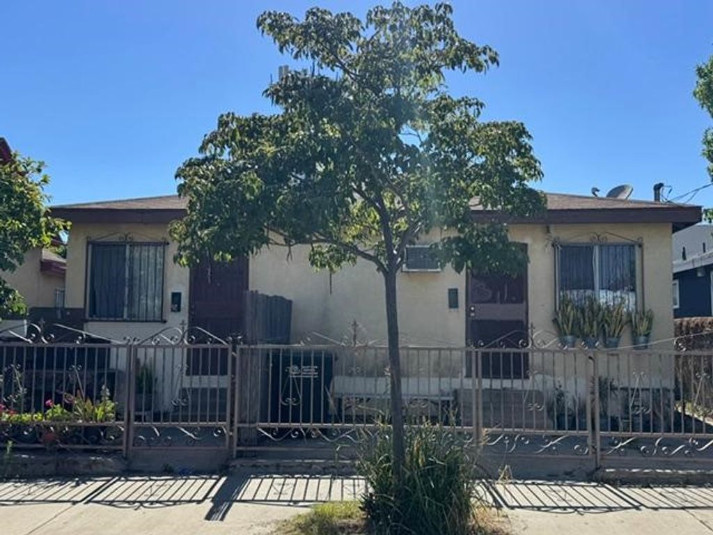 231 S Hicks Avenue, East Los Angeles, CA 90063