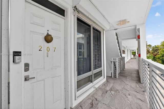 10240 Collins Ave 207, Bal Harbour, FL 33154