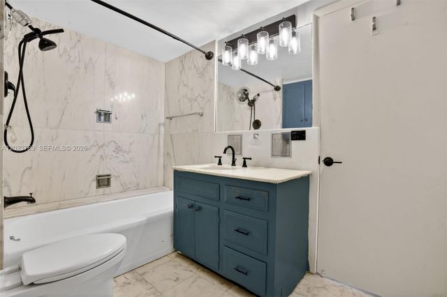 10240 Collins Ave 207, Bal Harbour, FL 33154