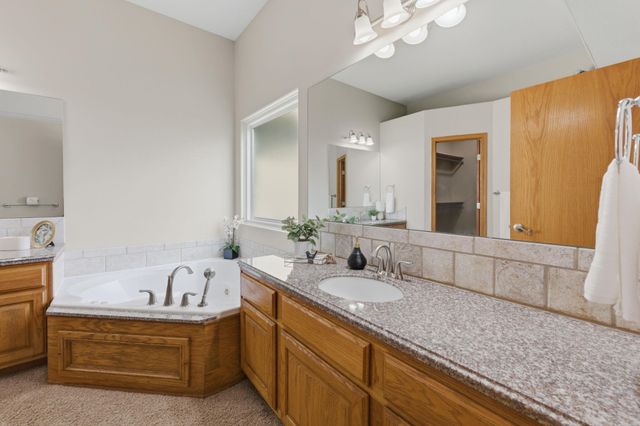 1760 E Tiara Pines St, Derby, KS 67037
