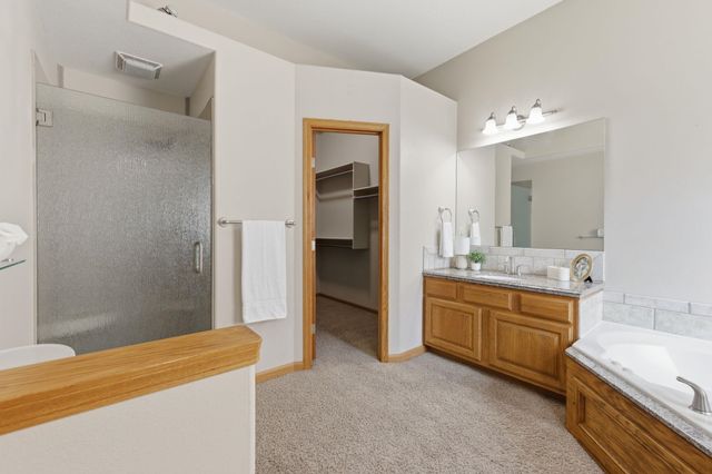 1760 E Tiara Pines St, Derby, KS 67037