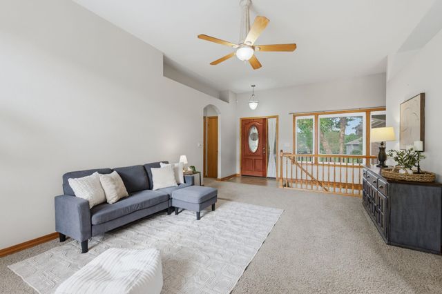 1760 E Tiara Pines St, Derby, KS 67037