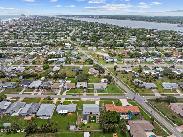 307 Williams Avenue, Daytona Beach, FL 32118