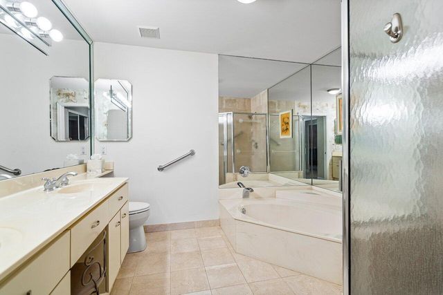 5070 Lake Catalina Drive C, Boca Raton, FL 33496