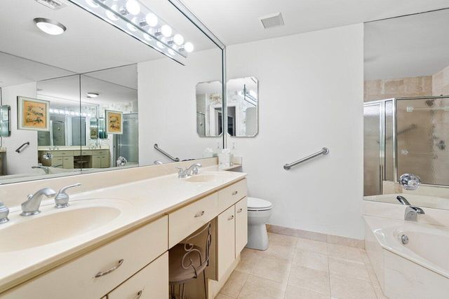 5070 Lake Catalina Drive C, Boca Raton, FL 33496