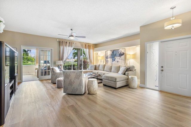 5070 Lake Catalina Drive C, Boca Raton, FL 33496