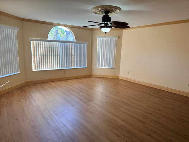 2456 SWEETWATER CLUB CIRCLE 19, Kissimmee, FL 34746