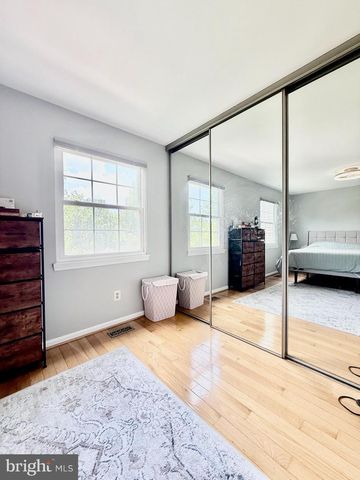 4232 STOCKBRIDGE DR, Dumfries, VA 22025