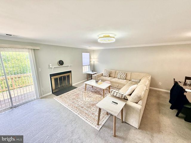 4232 STOCKBRIDGE DR, Dumfries, VA 22025