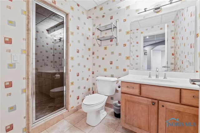 7920 N Shoreline Drive, Holland, OH 43528