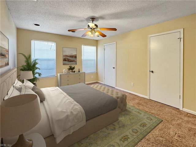 422 Lees Mill DR, Newport News, VA 23608