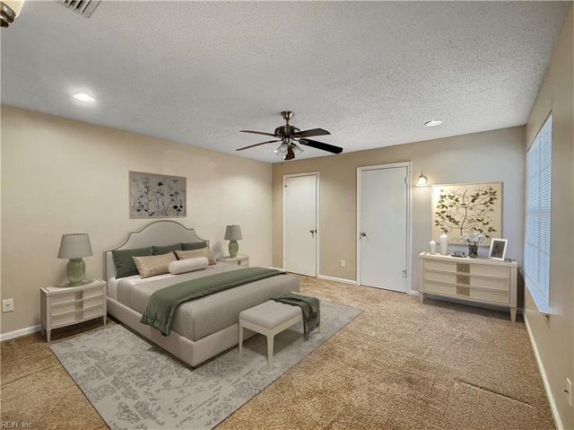 422 Lees Mill DR, Newport News, VA 23608