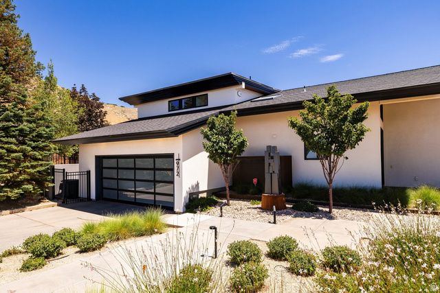 972 N CHURCHILL DR, Salt Lake City, UT 84103