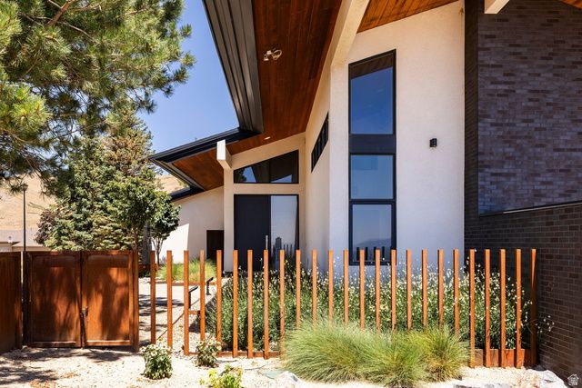 972 N CHURCHILL DR, Salt Lake City, UT 84103