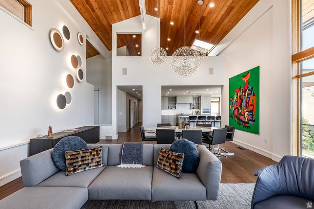 972 N CHURCHILL DR, Salt Lake City, UT 84103