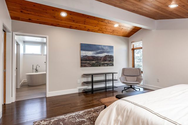 972 N CHURCHILL DR, Salt Lake City, UT 84103