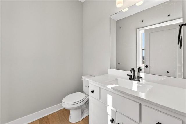 24982 W 94th Place, Lenexa, KS 66227