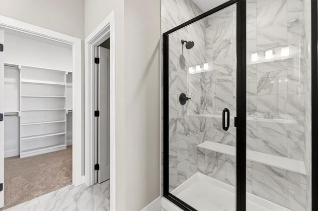 24982 W 94th Place, Lenexa, KS 66227