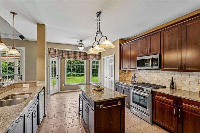 1515 Shagbark Way, Cumming, GA 30041