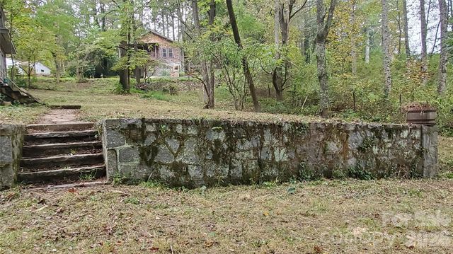 1 Main Entrance Street, Brevard, NC 28712