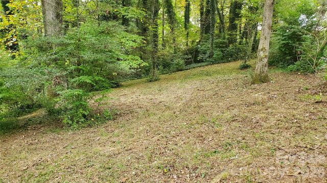 1 Main Entrance Street, Brevard, NC 28712