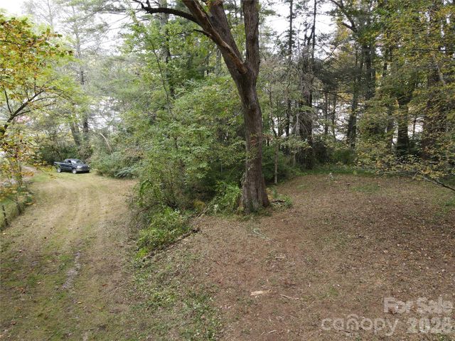 1 Main Entrance Street, Brevard, NC 28712