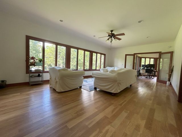 6960 Millersburg Rd, Christiana, TN 37037