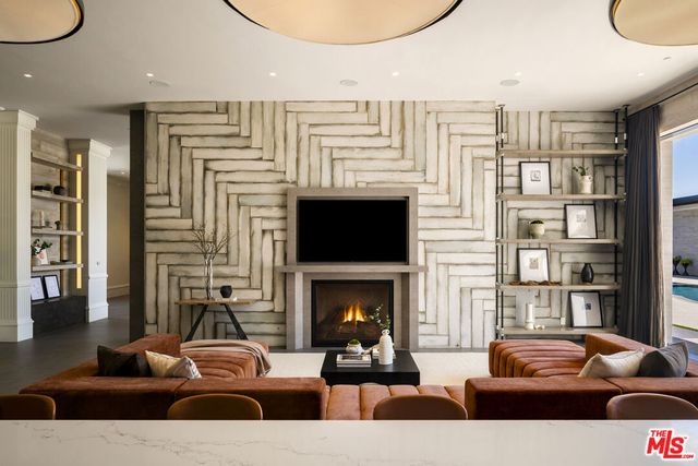 145 N Mapleton Drive, Los Angeles, CA 90077