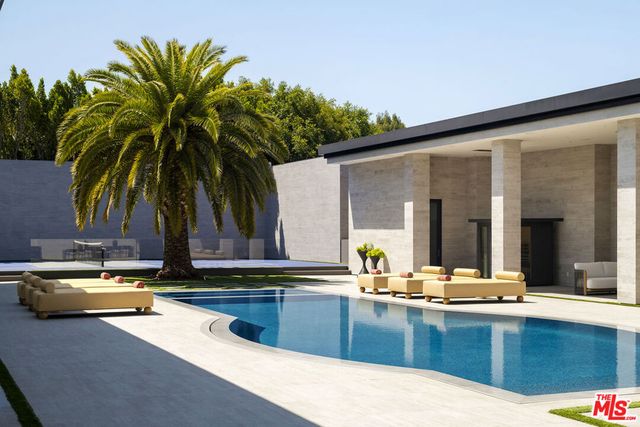 145 N Mapleton Drive, Los Angeles, CA 90077