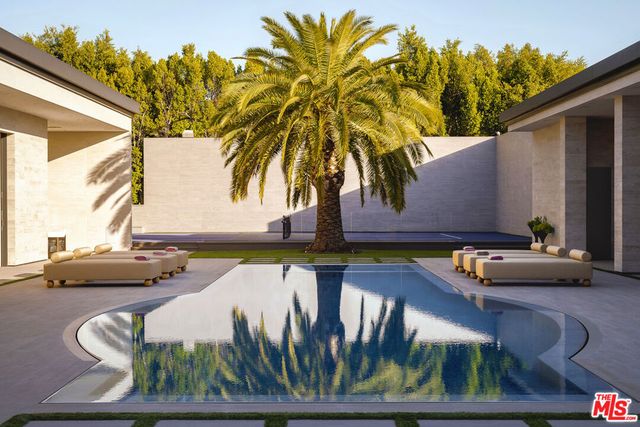 145 N Mapleton Drive, Los Angeles, CA 90077