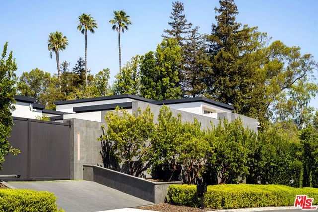 145 N Mapleton Drive, Los Angeles, CA 90077