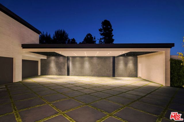 145 N Mapleton Drive, Los Angeles, CA 90077