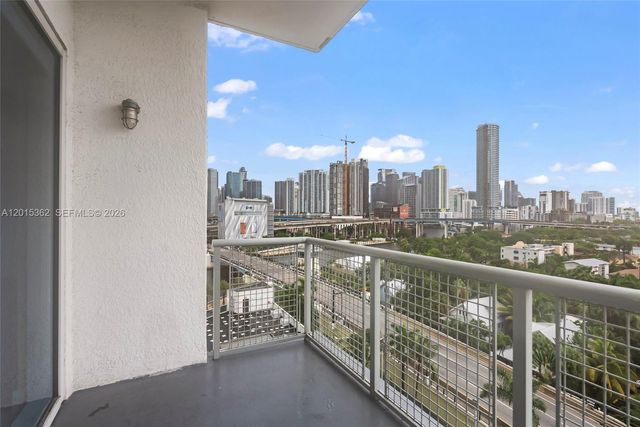10 SW South River Dr 1006, Miami, FL 33130
