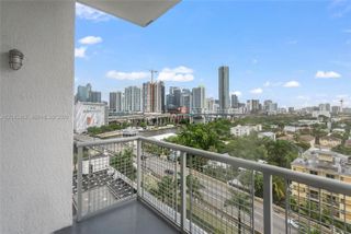 10 SW South River Dr 1006, Miami, FL 33130