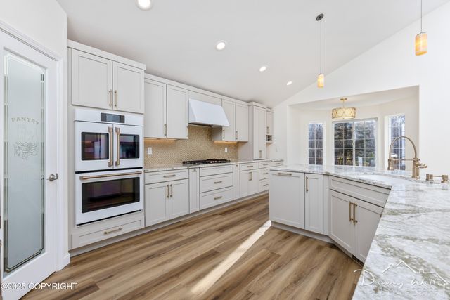 2048 Meander Drive, Anchorage, AK 99516