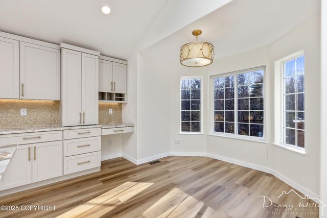 2048 Meander Drive, Anchorage, AK 99516