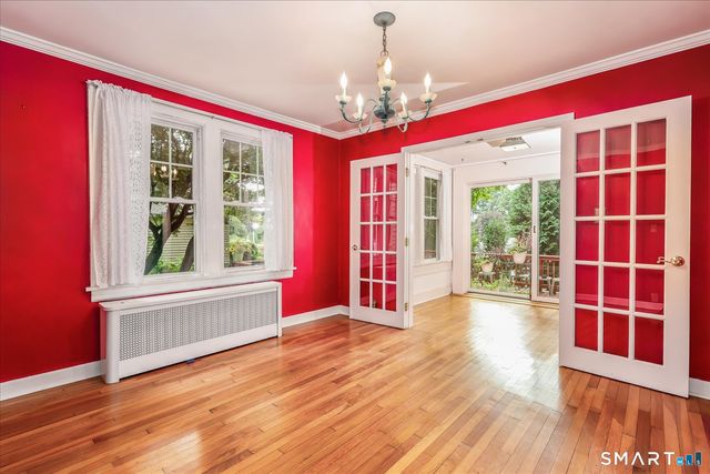 10 Crown Street, Trumbull, CT 06611