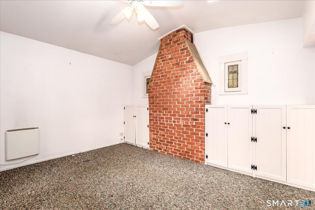 10 Crown Street, Trumbull, CT 06611